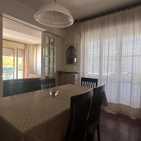 Accogliente Apt 5 Minuti A Piedi Dal Mare Con Parcheggio * Riccione