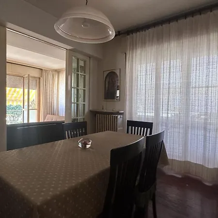 Lejlighed Accogliente Apt 5 Minuti A Piedi Dal Mare Con Parcheggio *