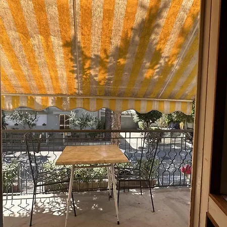 Accogliente Apt 5 Minuti A Piedi Dal Mare Con Parcheggio Apartamento *