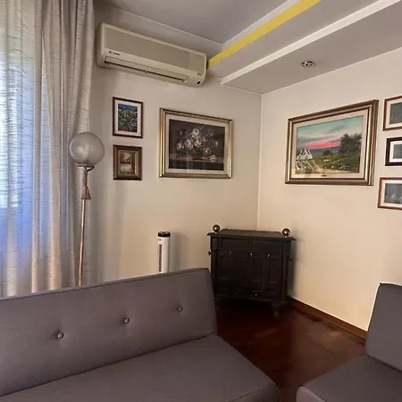 Accogliente Apt 5 Minuti A Piedi Dal Mare Con Parcheggio Apartamento *