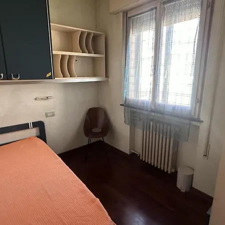 Lägenhet Accogliente Apt 5 Minuti A Piedi Dal Mare Con Parcheggio
